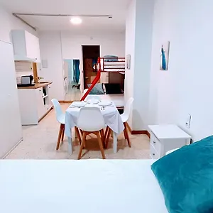 Estudios , Badalona España
