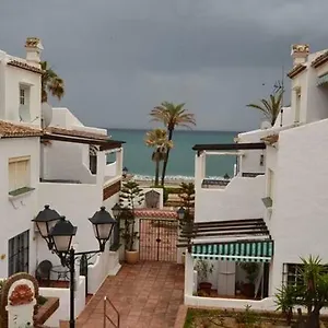 Puerto De La Duquesa , Castillo de Sabinillas España
